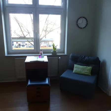Siggi I, Zentral Gelegene Altbauwohnung Direkt Am Siegfriedplatz * Bielefeld