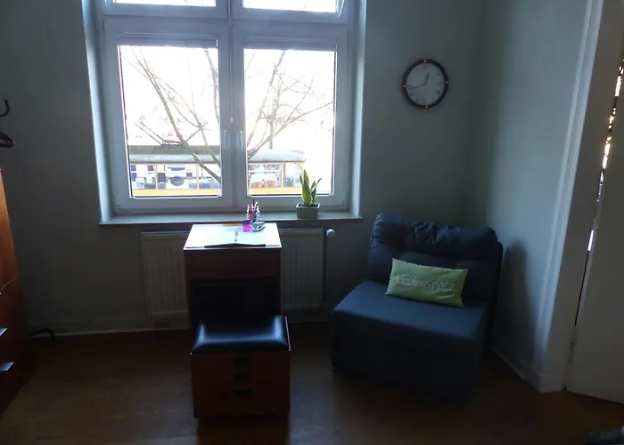 Siggi I, Zentral Gelegene Altbauwohnung Direkt Am Siegfriedplatz * Bielefeld